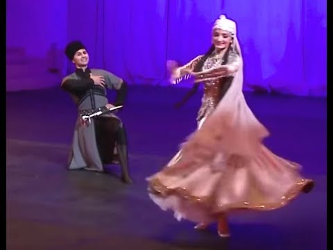 Beautiful Azerbaijani folk dance \