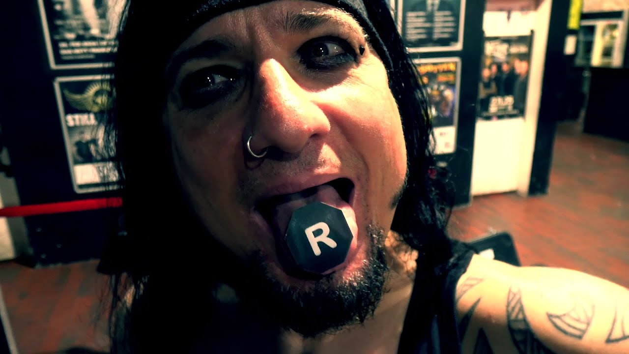 Heldmaschine EISZEIT Tour Diary #98 - Frankfurt  Das Bett