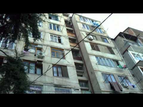 many-stored building-მაღალსართულიანი შენობა