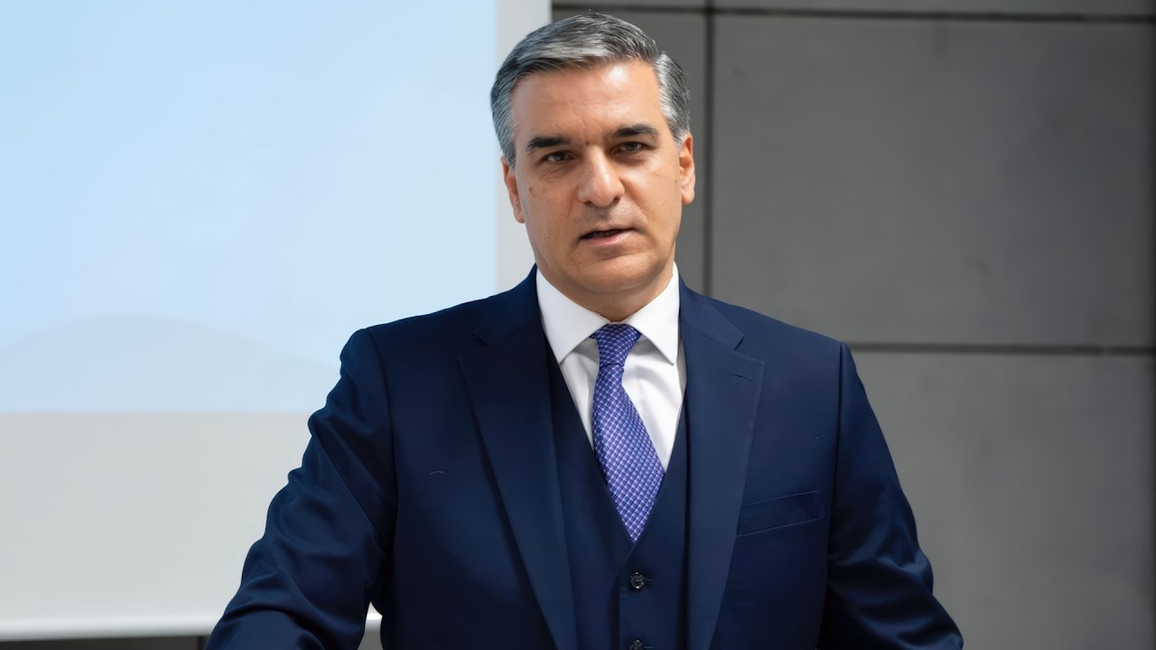 #Ուղիղ․   Արման Թաթոյանի հրատապ ասուլիսը` անվտանգային հարցերի վերաբերյալ