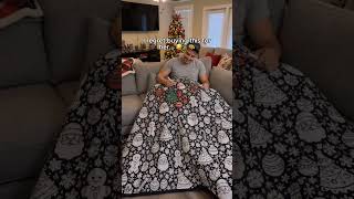 Comment “PRESENT” if your kids would love this 🎁🎄 #christmas #coloring #blanket