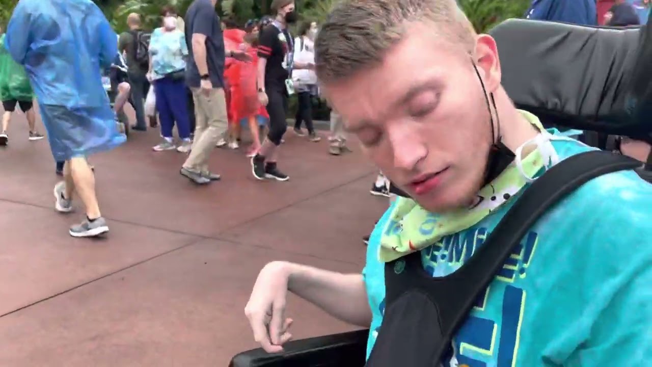 Sam jamming to Mariachi Band in Mexico at Epcot in Disney World @onthatnote