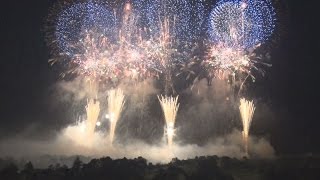 夏の夜空に大輪１万３千発 大阪でＰＬ花火