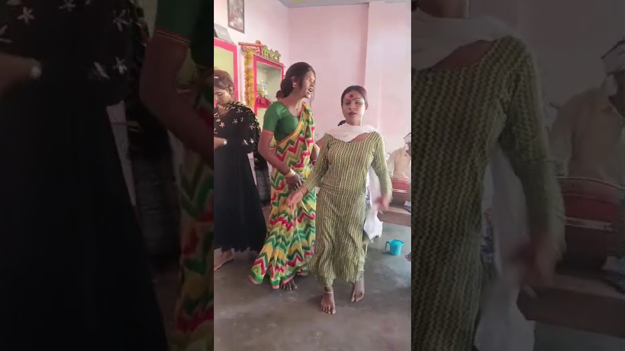 देखो यह छक्का #आए थे हमारे बड़ी बेटी# में नाचे रे छोटी# बेटी में भी नाचे हैं# 🤱🧑‍🍼🤱🧑‍🍼🤱#💃💃💃💃#🕺🕺🕺#🤩🥰#