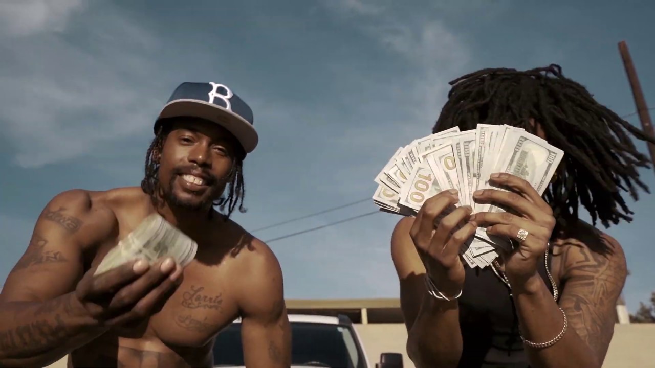 Ver Bados - On Yo Block Ft. Ucchies.Cam (Official Video) no YouTube Ver Bados - On Yo Block Ft. Ucchies.Cam (Official Video) no YouTube