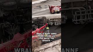 Thousands of gallons of fuel spills in tanker rollover crash on Beltway in Baltimore County