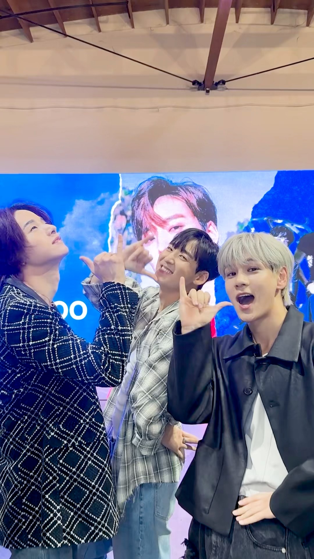 JO1 | ' #HandzInMyPocket ' with #kevinwoo さん Thank you so much