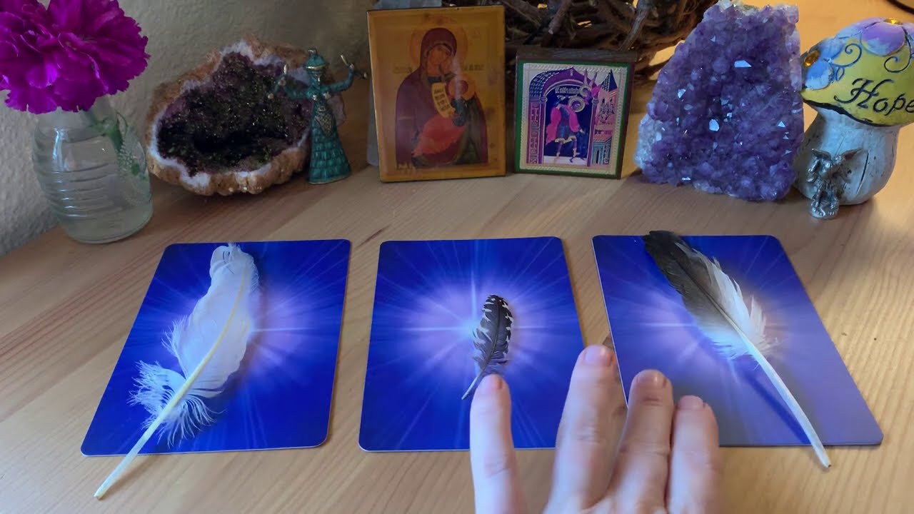 Pick a card love || What’s in my person’s heart-space for me? Their deep feelings explored. 💗💗💗