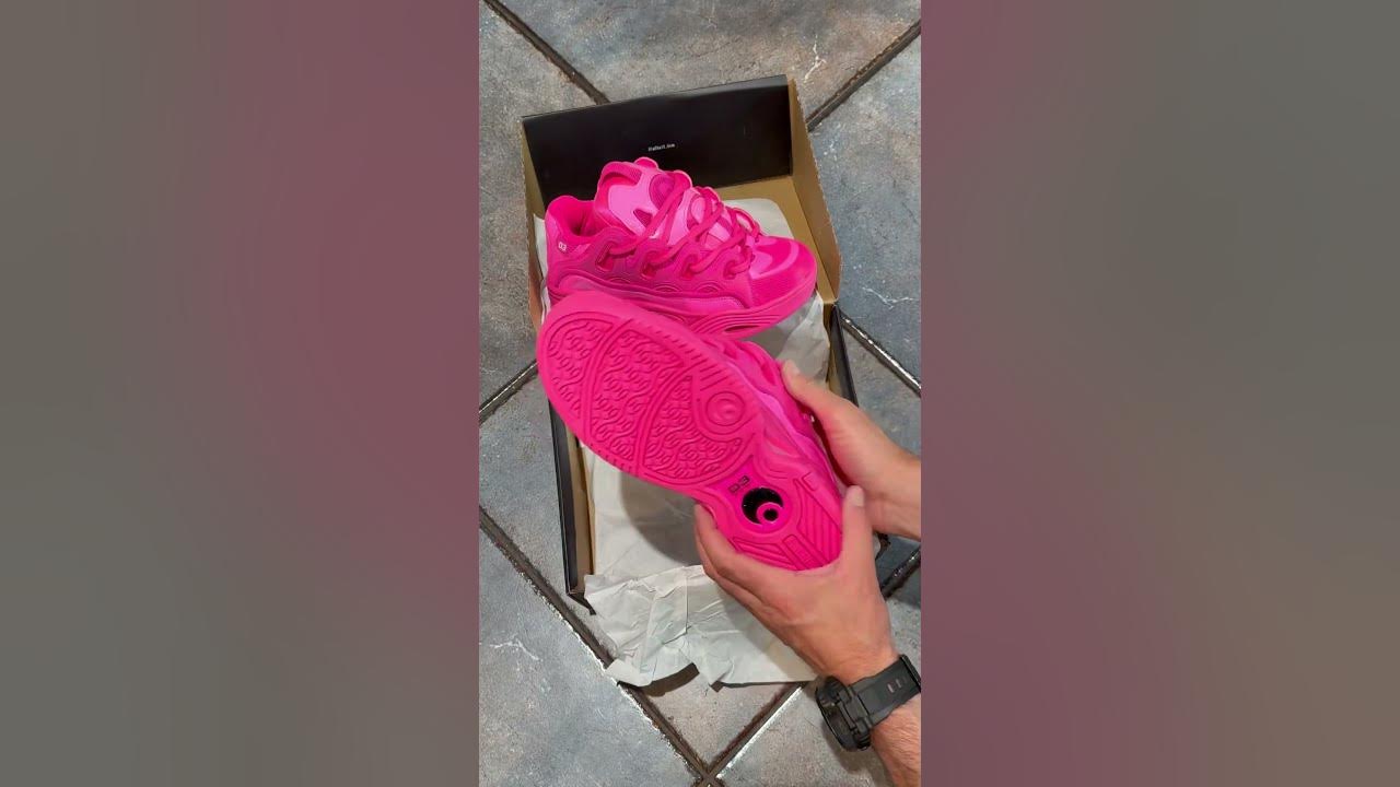 D32001 pink/pink/pink #unboxing video. Get them on the site before they are gone… #osiris #D32001 D32001 pink/pink/pink #unboxing video. Get them on the site before they are gone… #osiris #D32001