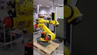FANUC R1000ia-80F industrial robot