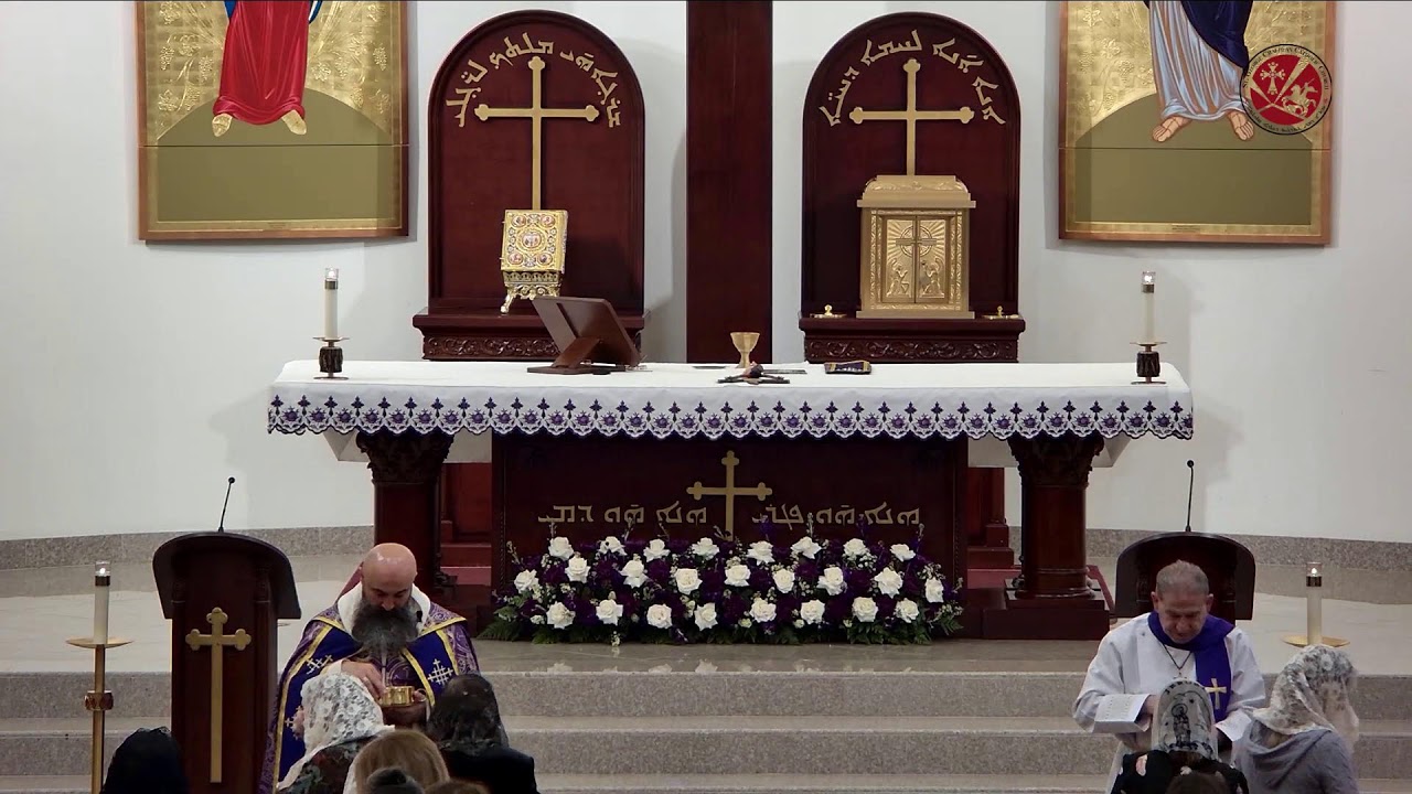 القداس الإلهي ليوم الجمعة باللغة الكلدانية يقربه: ابونا فواز كاكو