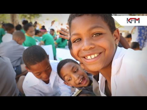 Video: Apakah biara kylemore sebuah sekolah?