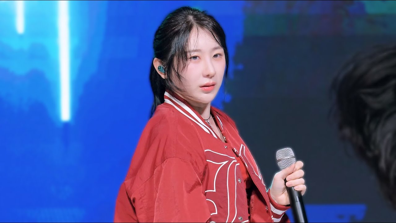 이채연 직캠 / 250915 고려대학교 세종캠퍼스 축제 / #CHAEYEON #fancam