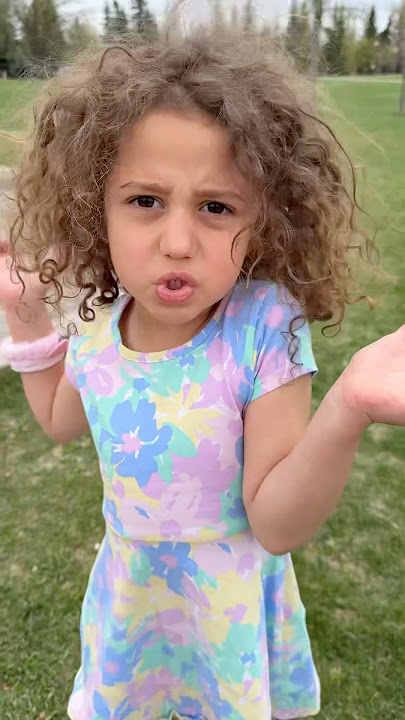 The good kid - Sierra teaches Rhia to keep the environment clean