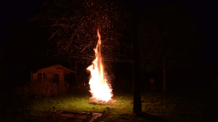 Wahnsinn!! Feuer in unserem Garten!