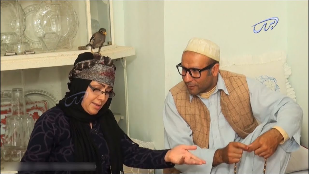 Poozkhand (Kolah Bardari) پوزخند (كلاه برداري)