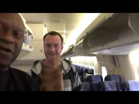 United Airlines 747-400 Economy Plus Vlog