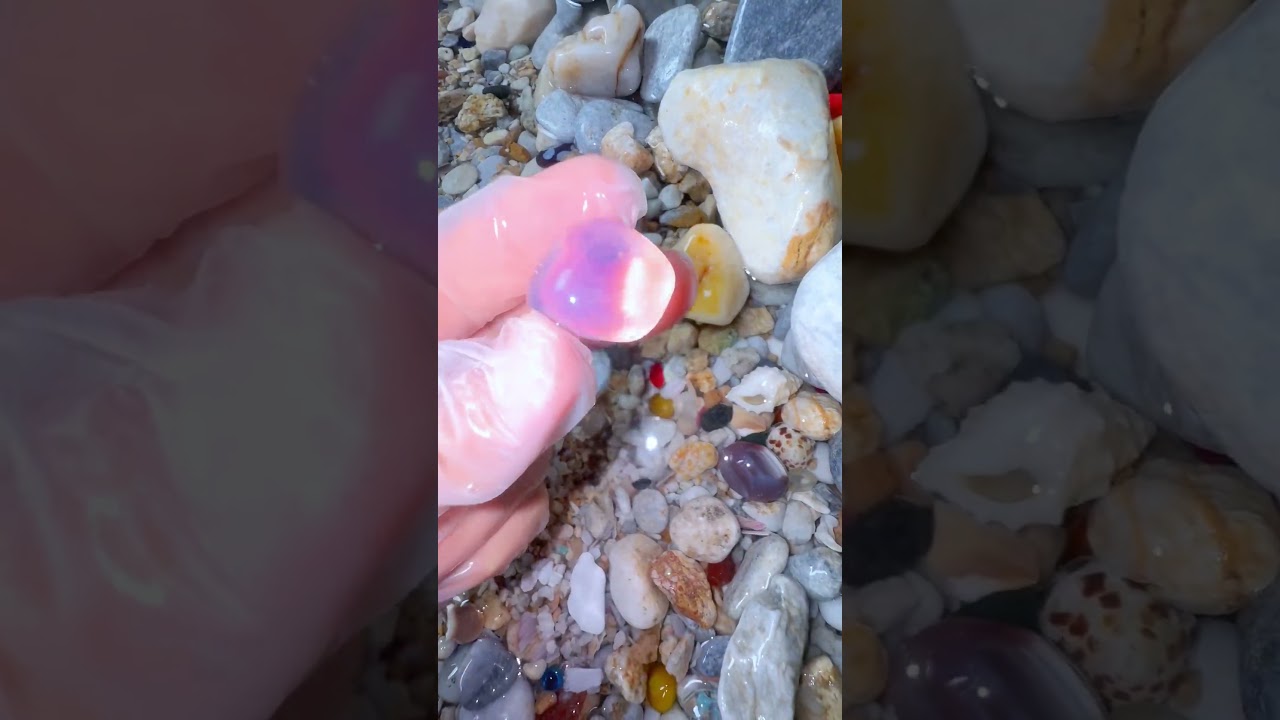 The Hidden Truth Behind "Pre-Cut" Beach Gems #beach #crystals #oceanpearl #satisfying