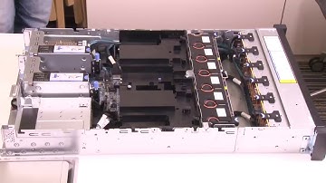 Lenovo ThinkSystem SR665 Installing a system fan cage