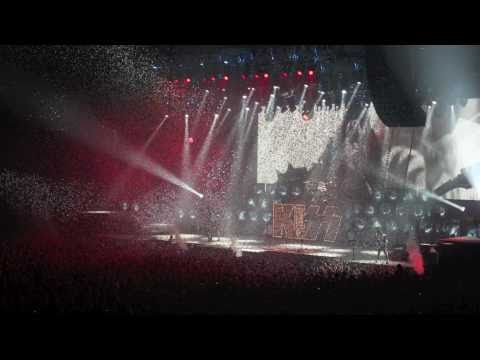 KISS - Live Zrich 2010 (HQ)