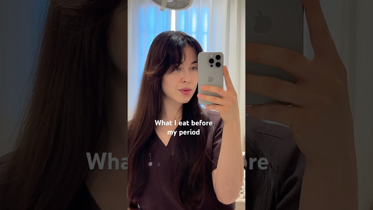 Breaking out like crazy before your period? Get my FREE PMS GUIDE HERE👇🏽