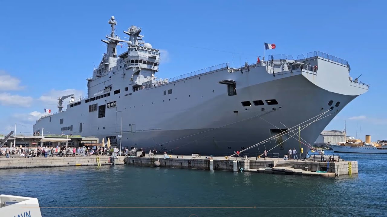 Copenhagen - Rosenborg Castle & French Helicopter Carrier Mistral