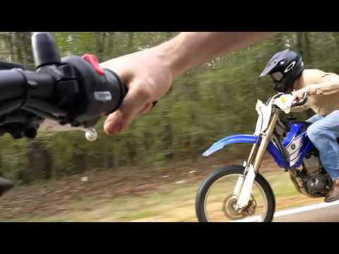 Video: Kan Zero DSR Elektrisk Motorcykel Tävla Med Gasdrivna Cyklar?