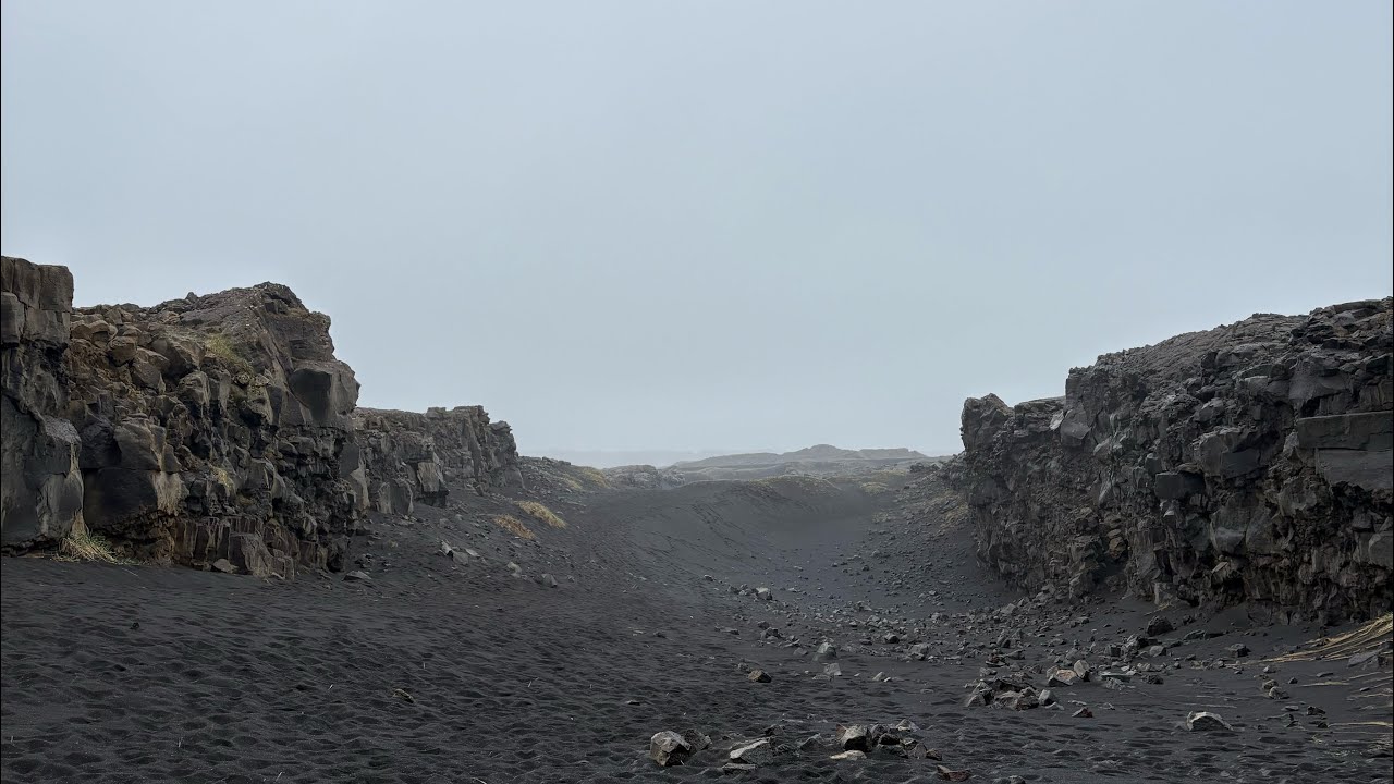 IN BETWEEN TECTONIC PLATES!!! - Iceland Vlog #8