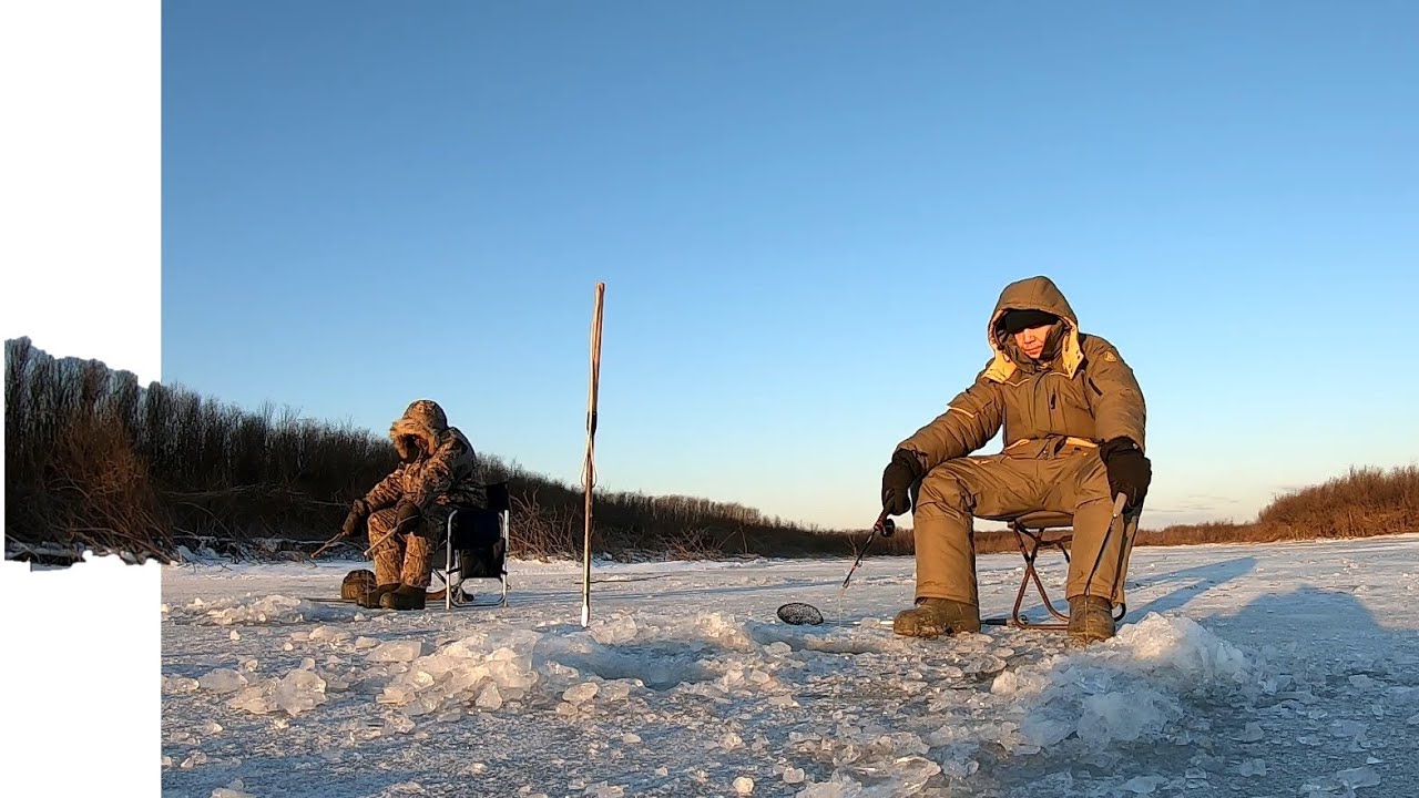 Зимняя рыбалка на реке Тунгуска. Рыбалка на щуку зимой. - YouTube