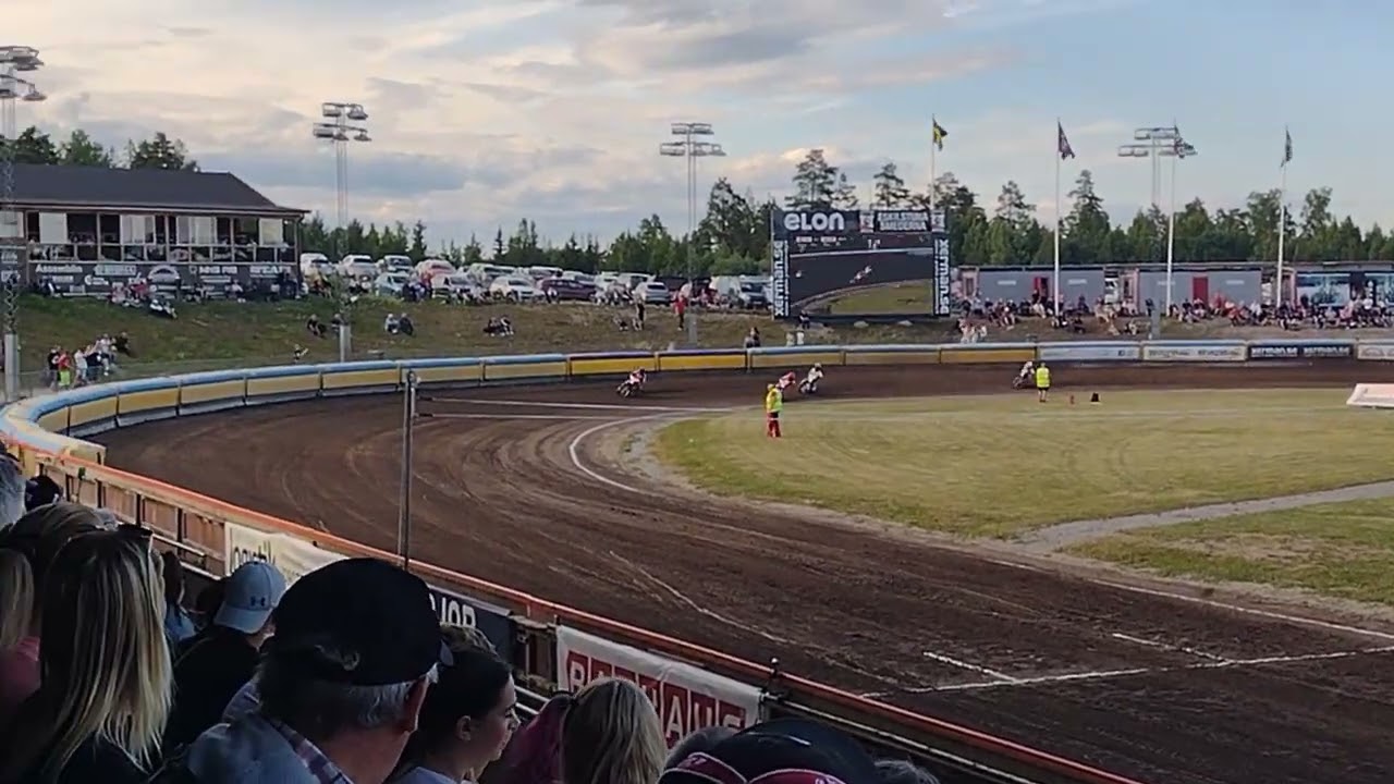 BAUHAUS-Ligan  Smederna vs. Dackarna Joel Andersson Crash