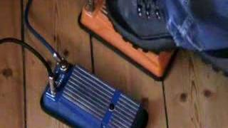 Download Lagu Kay Fuzztone and Kay Tremolo Pedal Demo MP3