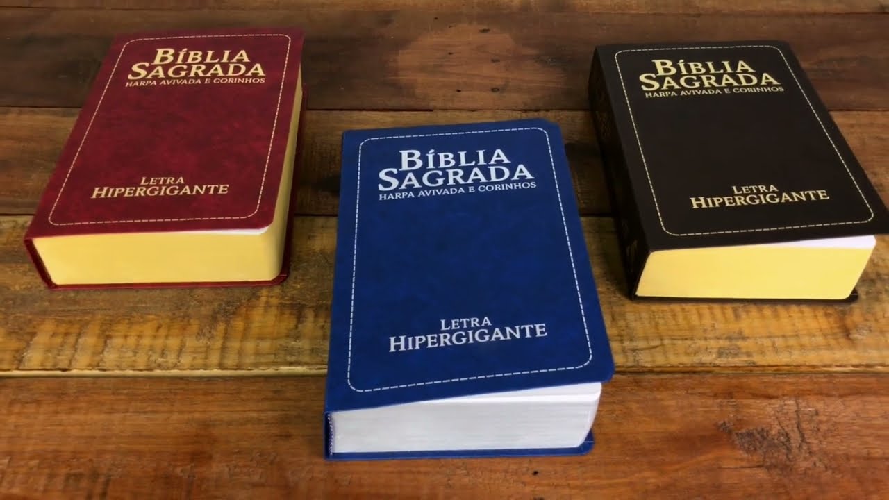 Biblia Letra Hipergigante Luxo Preta com Harpa 14x21cm