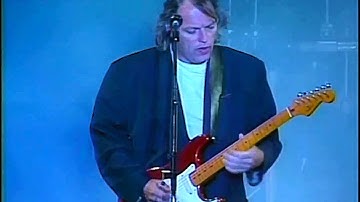 Pink Floyd - Shine On You Crazy Diamond 1990 Live Video