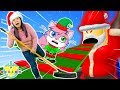 ESCAPE SANTA'S WORKSHOP WITH RYAN'S MOMMY IN ROBLOX! Let's Play with Alpha Lexa