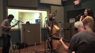 Video voorbeeld van "Gypsy Wind original "The Cap" at 88.5 WMNF Studios on 5-10-2014"