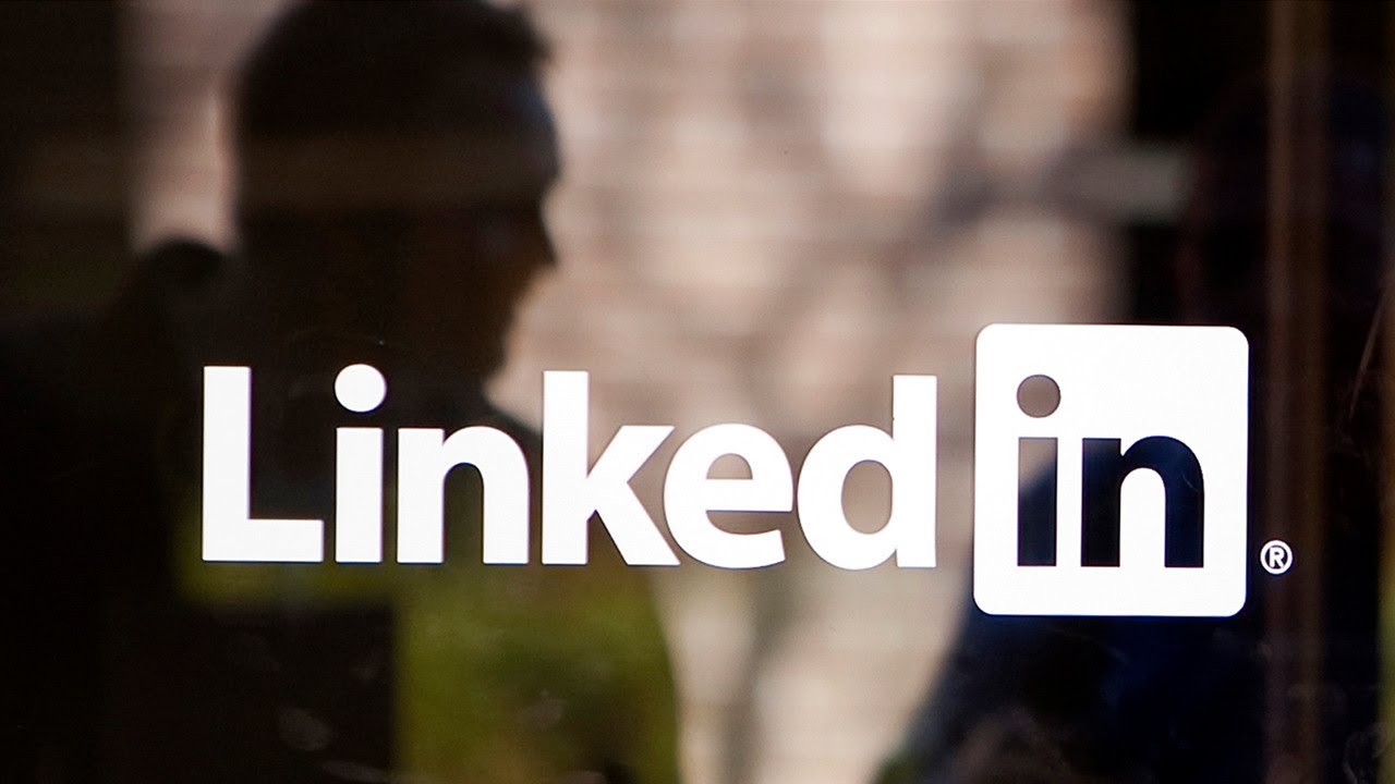 LinkedIn Earnings Beat Street, Guidance Sinks Stock