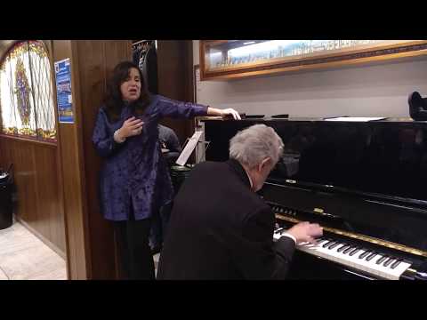 Espontáneo Siboney, Plácido Domingo al piano y la mezzo Nancy Fabiola Herrera