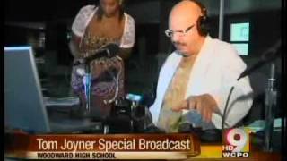 National radio host stops in Cincinnati