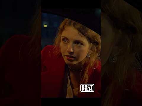 Мужик в шоке от такого предложения 🤯 #кино #фильм #сериал #shorts