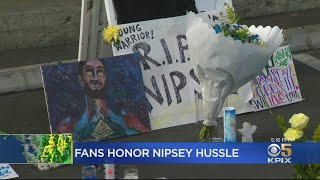 Fans Pay Tribute To Slain Rapper Nipsey Hussle