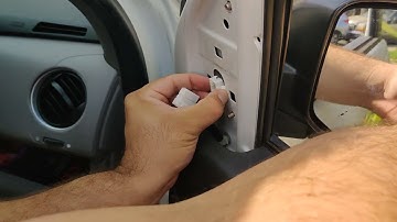 How to replace a side view mirror on a Honda Pilot