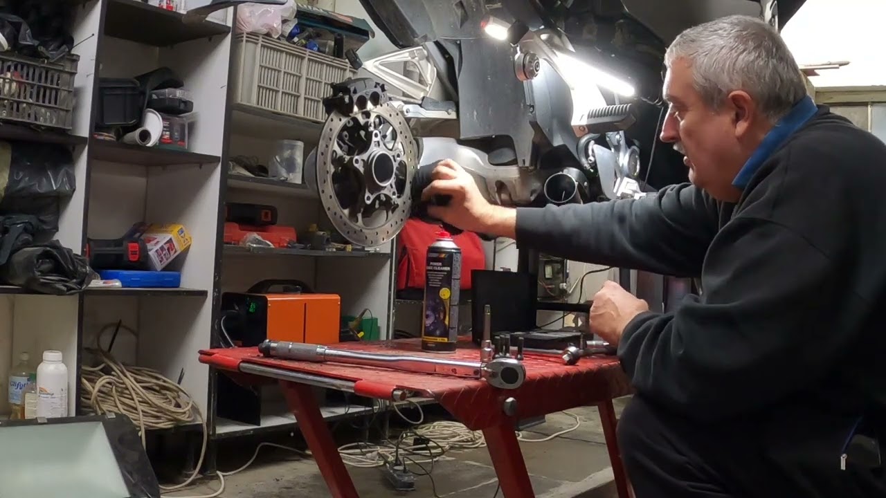 BMW R 1200 rt lc téli karbantartás 2 rész