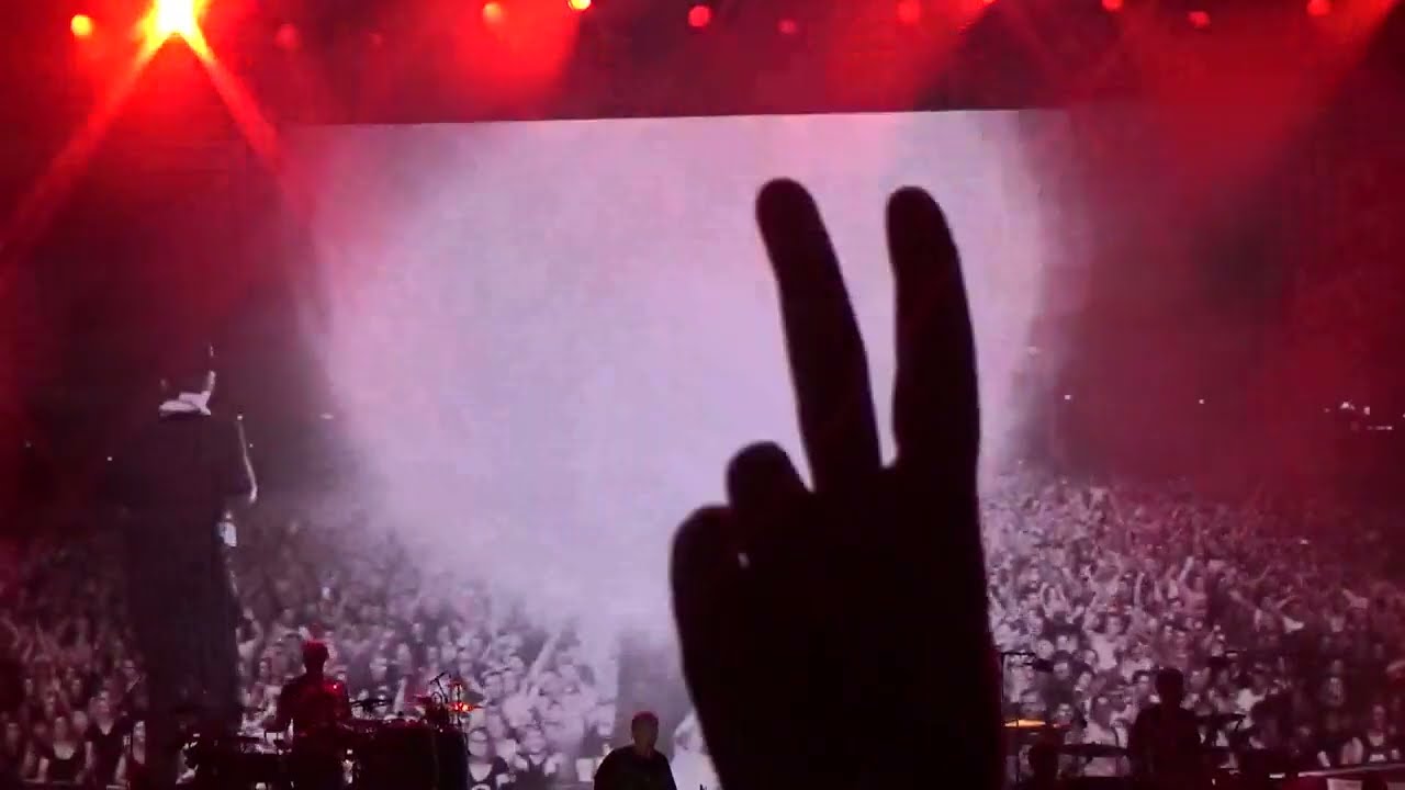 Kurzer Mitschnitt vom Fanta 4 Konzert in München Königsplatz vom 25.06.2022 mit Überraschung