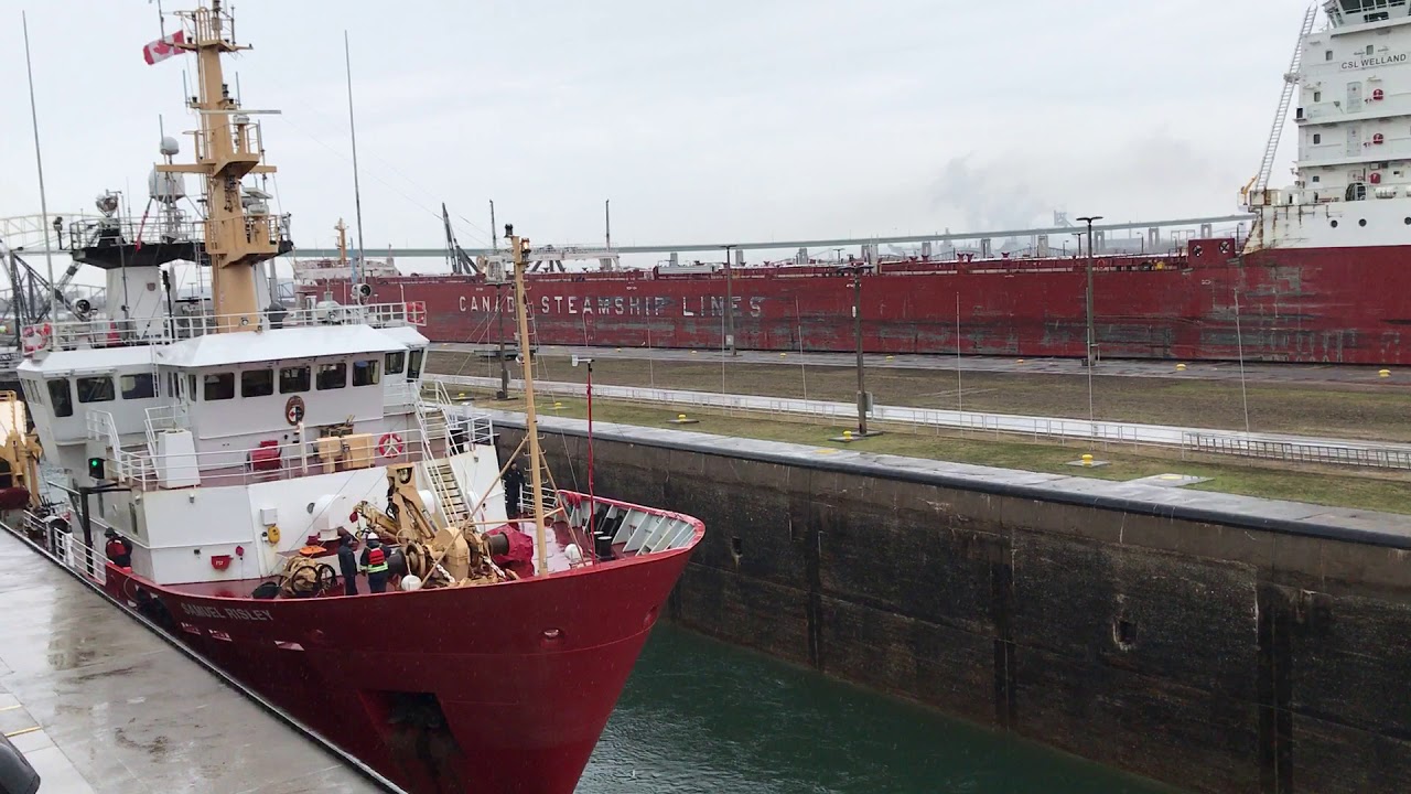 CCGS Samuel Risley at the Soo Locks - YouTube