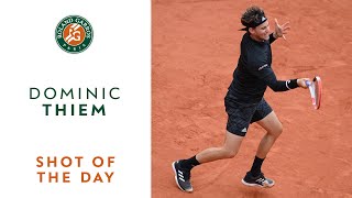 Shot of the Day #10 - Dominic Thiem I Roland-Garros 2020