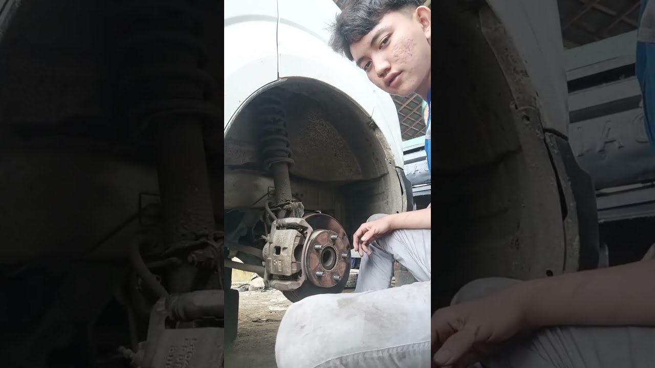 MENGECEK KAMPAS REM MUKA APV