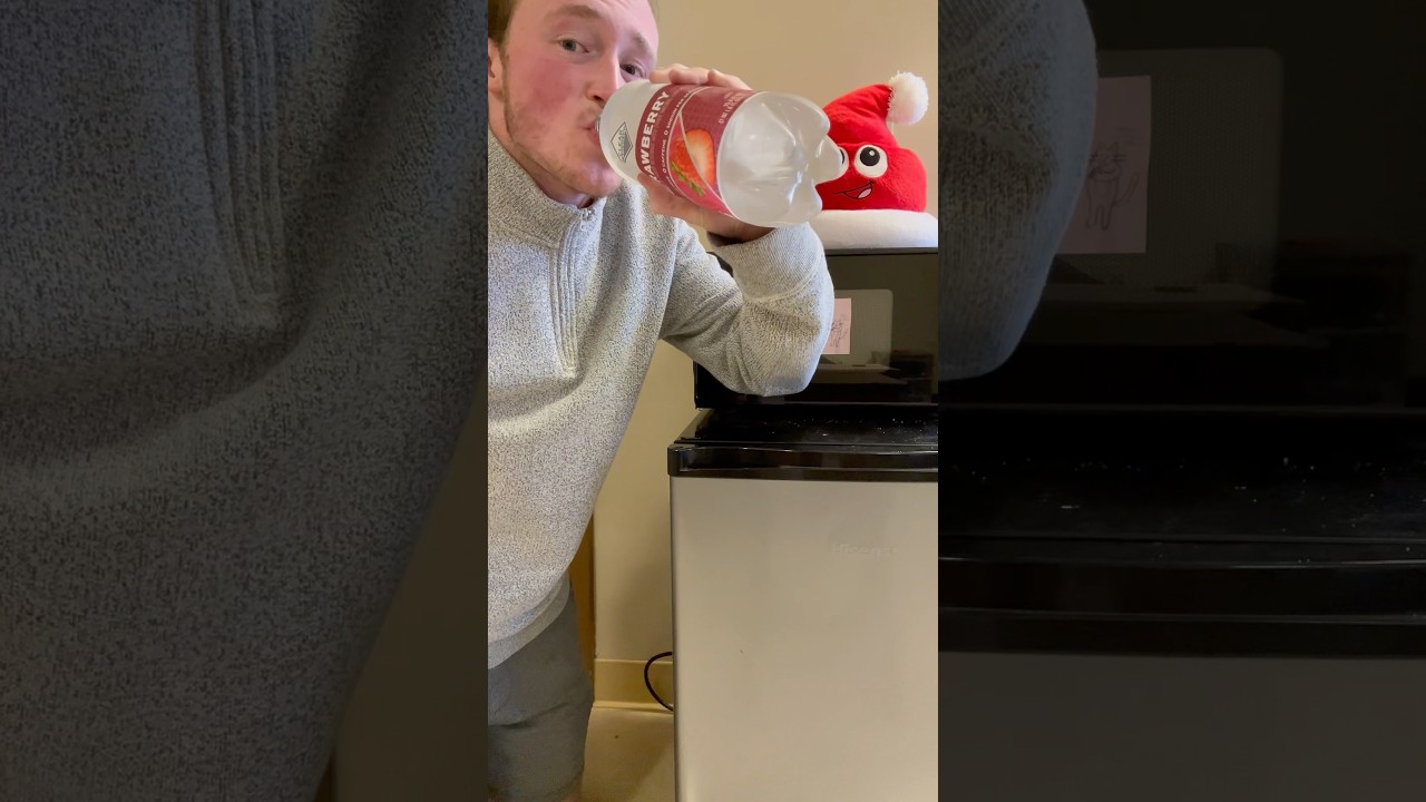 ChaiVerson tries strawberry Clear American