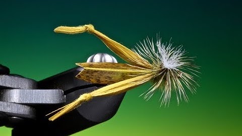 Tying the Klinkhopper with Barry Ord Clarke