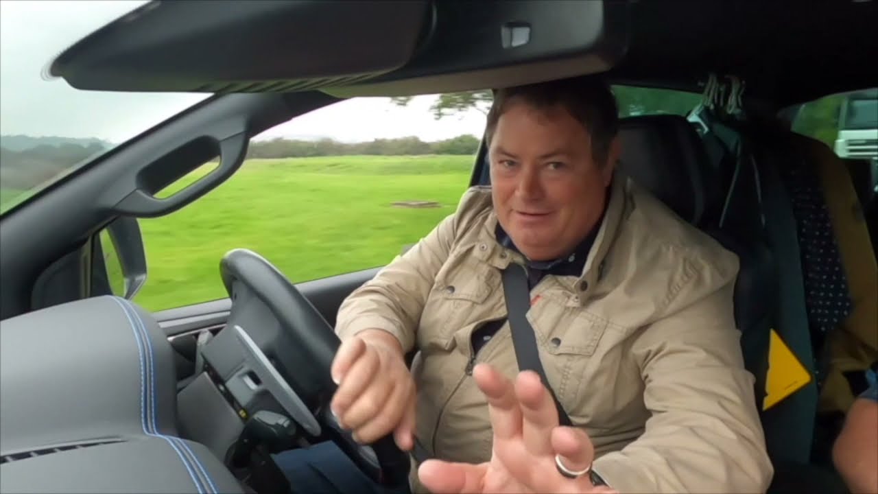 Mike Brewer reviews Ford Ranger Raptor - Mike Brewer Motoring
