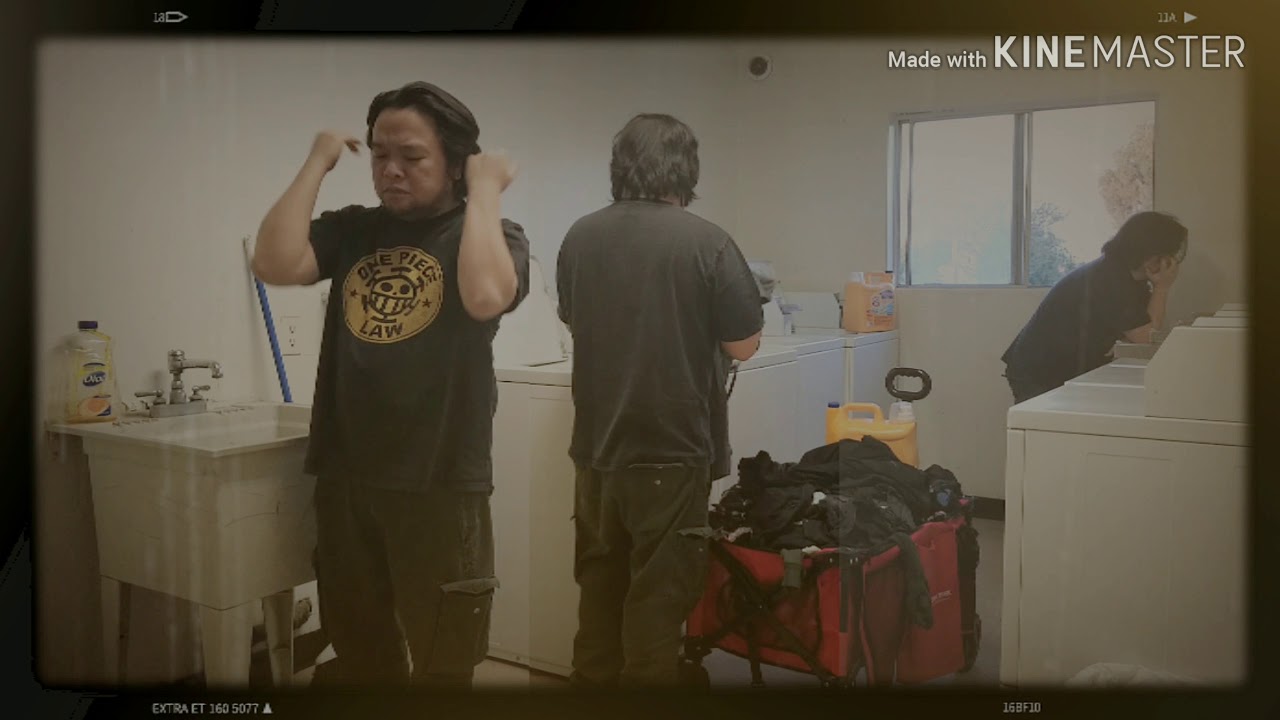 Clone Effect #1 - Kinemaster - Laundry Day - YouTube